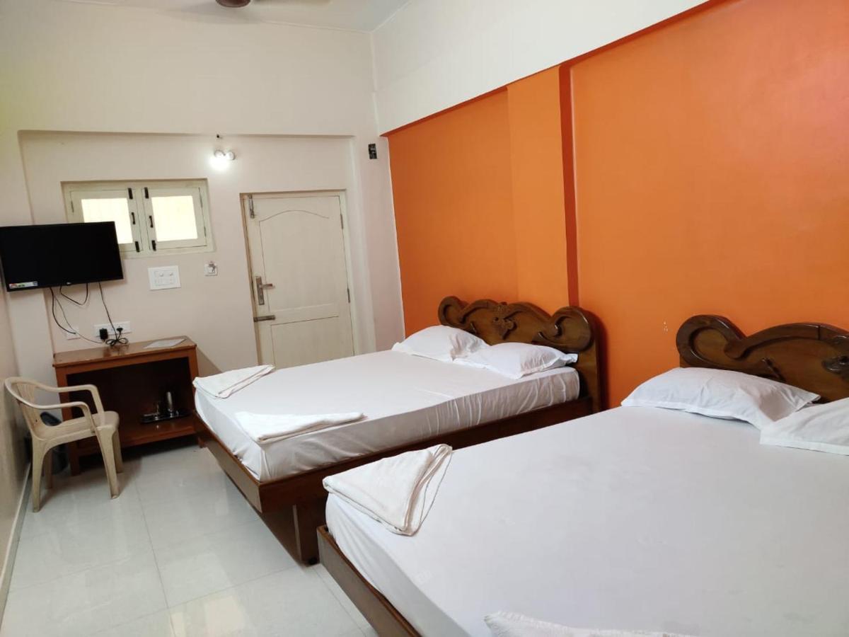 Sibi Lodge Coimbatore Exterior foto